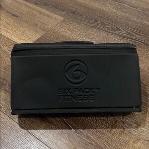 Six Pack Fitness lunch box black